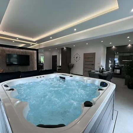 Z Jacuzzi Lägenhet *