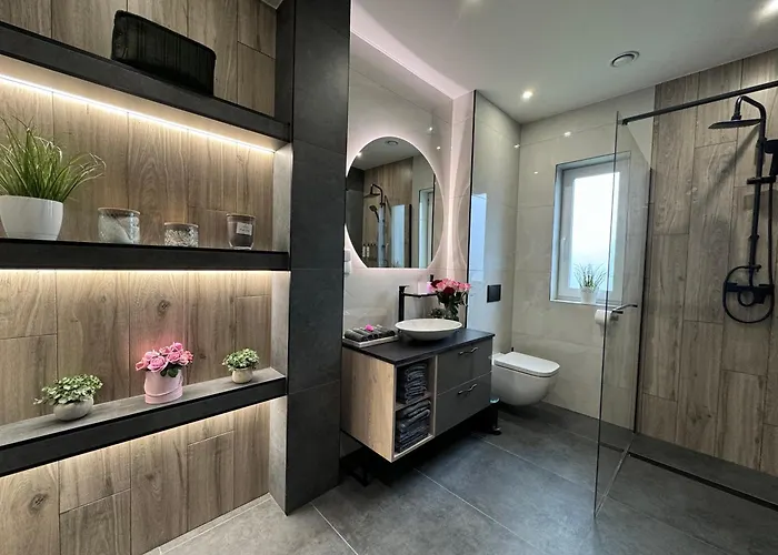 Z Jacuzzi דירה אוסטראון